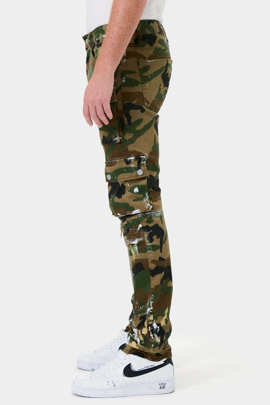 CAMO MULTI CARGO SLIM STRAIGHT PANTS