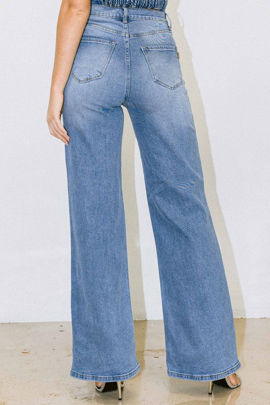 DISTRESS KNEE FLARED DENIM PANTS